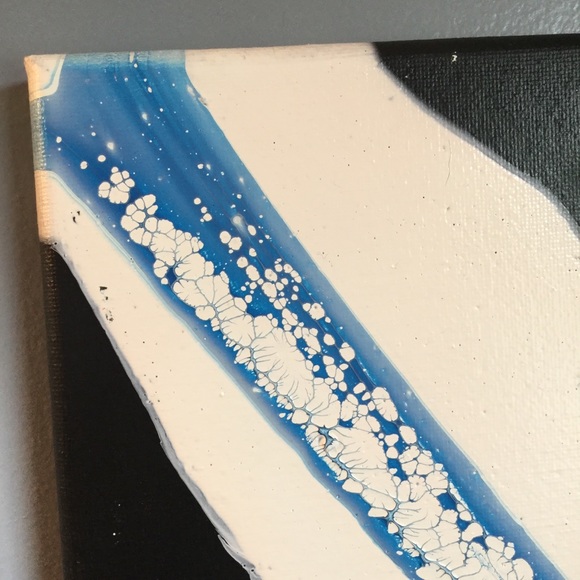 Acrylic Paint Pour - Picture 2 of 4